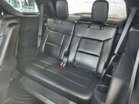 Used 2022 Ford Explorer ST AWD/4WD image 23