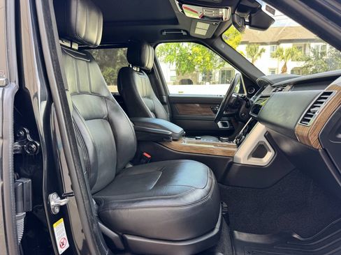 Used 2019 Land Rover Range Rover Long Wheelbase Supercharged AWD/4WD image 21