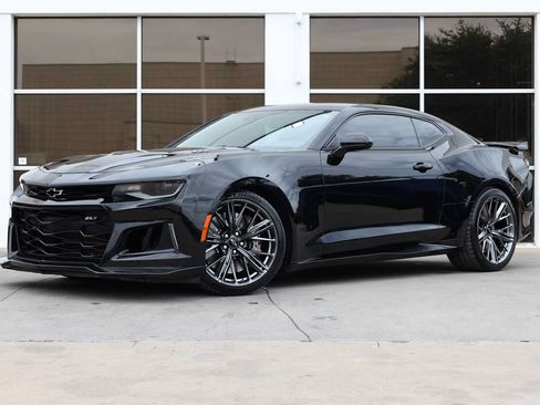 Used 2023 Chevrolet Camaro ZL1 RWD image 1