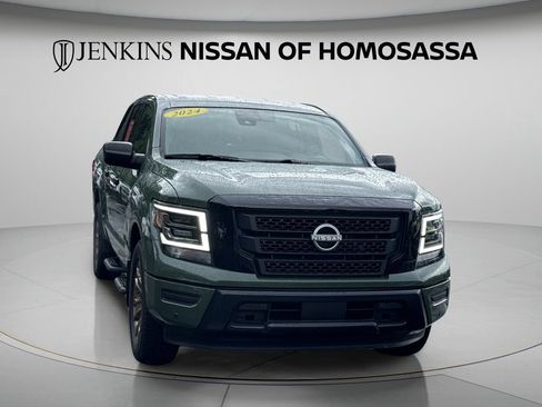 Certified 2024 Nissan Titan SV w/ SV Bronze Edition Package RWD image 2