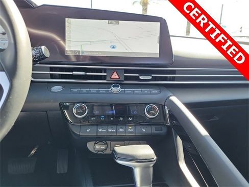 Certified 2025 Hyundai Elantra SEL image 12