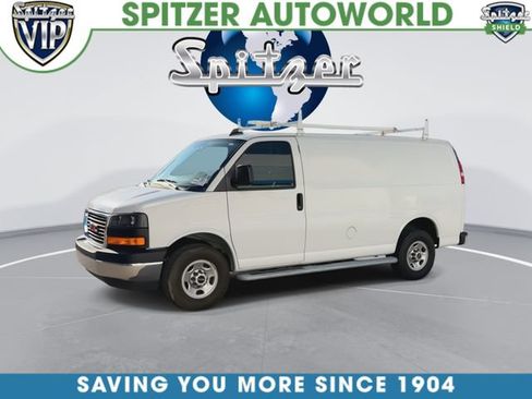 Used 2024 GMC Savana 2500 RWD image 5
