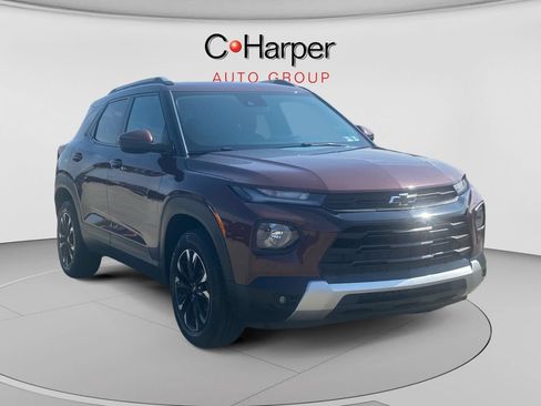 Used 2022 Chevrolet TrailBlazer LT w/ LPO, Blackout Package AWD/4WD image 1