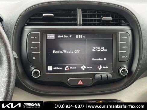 Used 2022 Kia Soul LX image 9