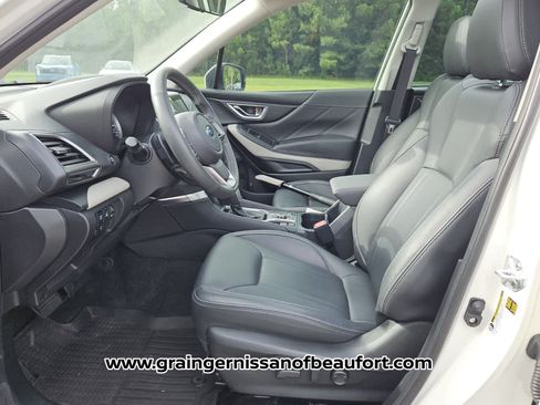 Used 2024 Subaru Forester Limited AWD/4WD image 3