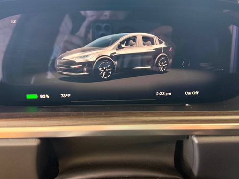 Used 2023 Tesla Model X AWD/4WD image 31