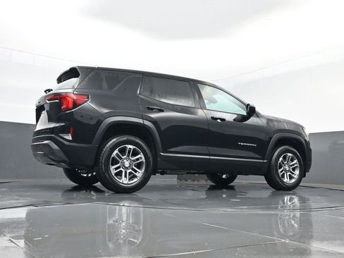 Used 2025 GMC Terrain Elevation image 25