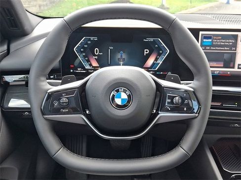 New 2026 BMW 530i xDrive w/ Premium Package image 17