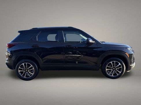 Used 2025 Chevrolet TrailBlazer LT image 6