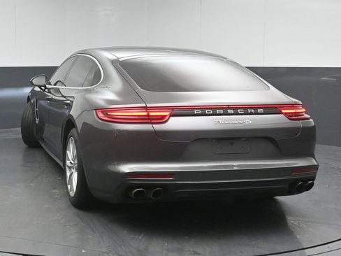 Used 2018 Porsche Panamera 4S Executive image 6
