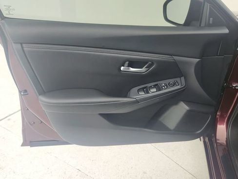 Used 2024 Nissan Sentra SV image 22