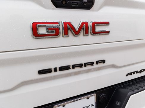 Used 2023 GMC Sierra 1500 AT4X AWD/4WD image 17