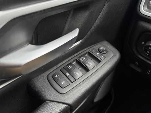 Used 2022 RAM 1500 Big Horn AWD/4WD image 27