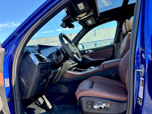 Used 2026 BMW X5 M60i image 9