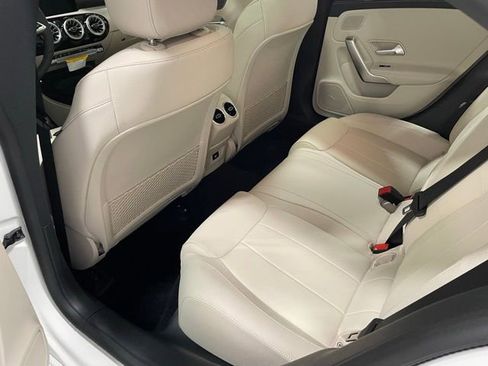 New 2025 Mercedes-Benz CLA 250 4MATIC image 18