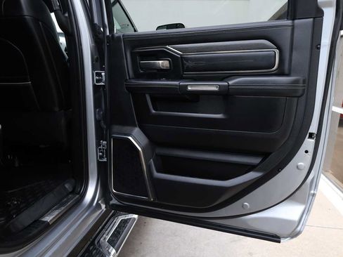 Used 2020 RAM 5500 4x4 Crew Cab image 48