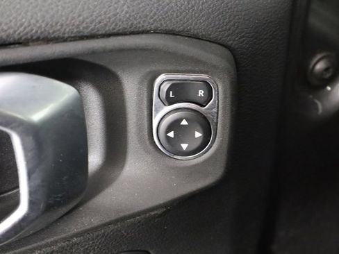Used 2022 Jeep Gladiator Rubicon w/ LED Lighting Group AWD/4WD image 20