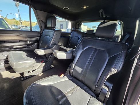 Used 2018 Ford Expedition Limited w/ Equipment Group 302A image 8