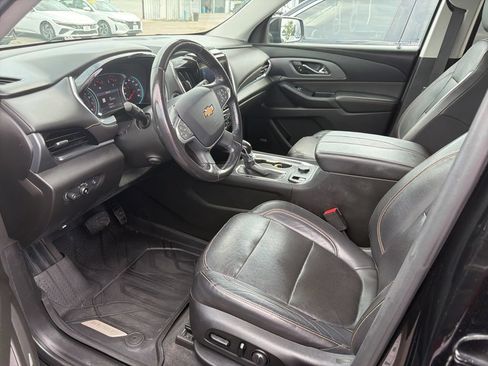 Used 2021 Chevrolet Traverse Premier w/ LPO, Floor Liner Package FWD image 13