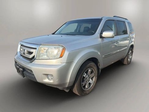 Used 2011 Honda Pilot Touring image 3