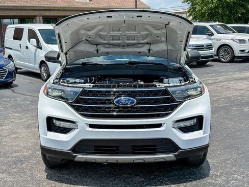 Used 2020 Ford Explorer XLT w/ Equipment Group 202A AWD/4WD image 36