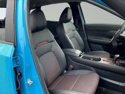 New 2026 Nissan Kicks SR image 8