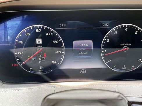 Used 2019 Mercedes-Benz S 560 4MATIC Sedan image 13