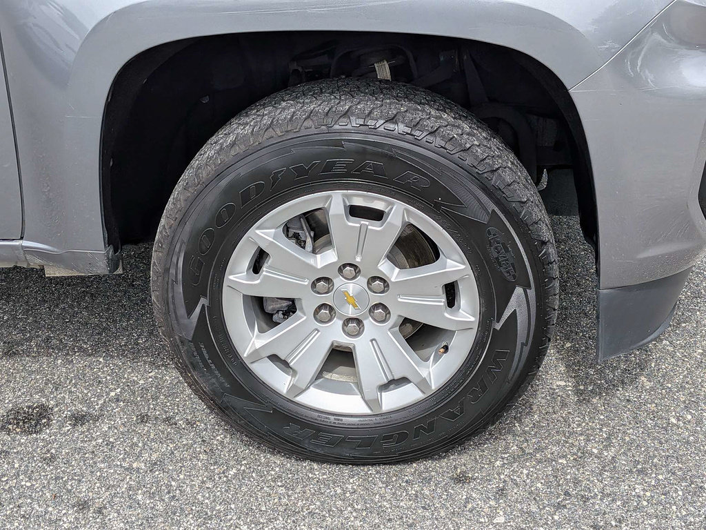 Used 2022 Chevrolet Colorado LT w/ Fleet Safety Package RWD image 10