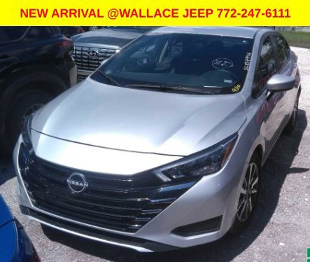 Used 2025 Nissan Versa SV FWD image 1