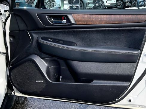 Used 2016 Subaru Outback 2.5i Limited image 22