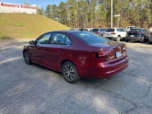 Used 2018 Volkswagen Jetta SE image 37