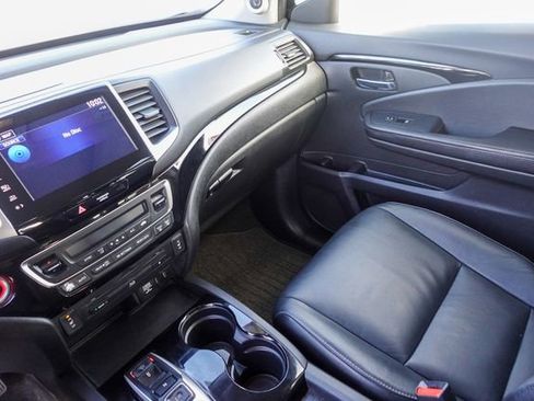 Used 2016 Honda Pilot Touring image 22