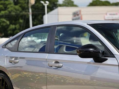 Used 2023 Honda Civic Sport image 13