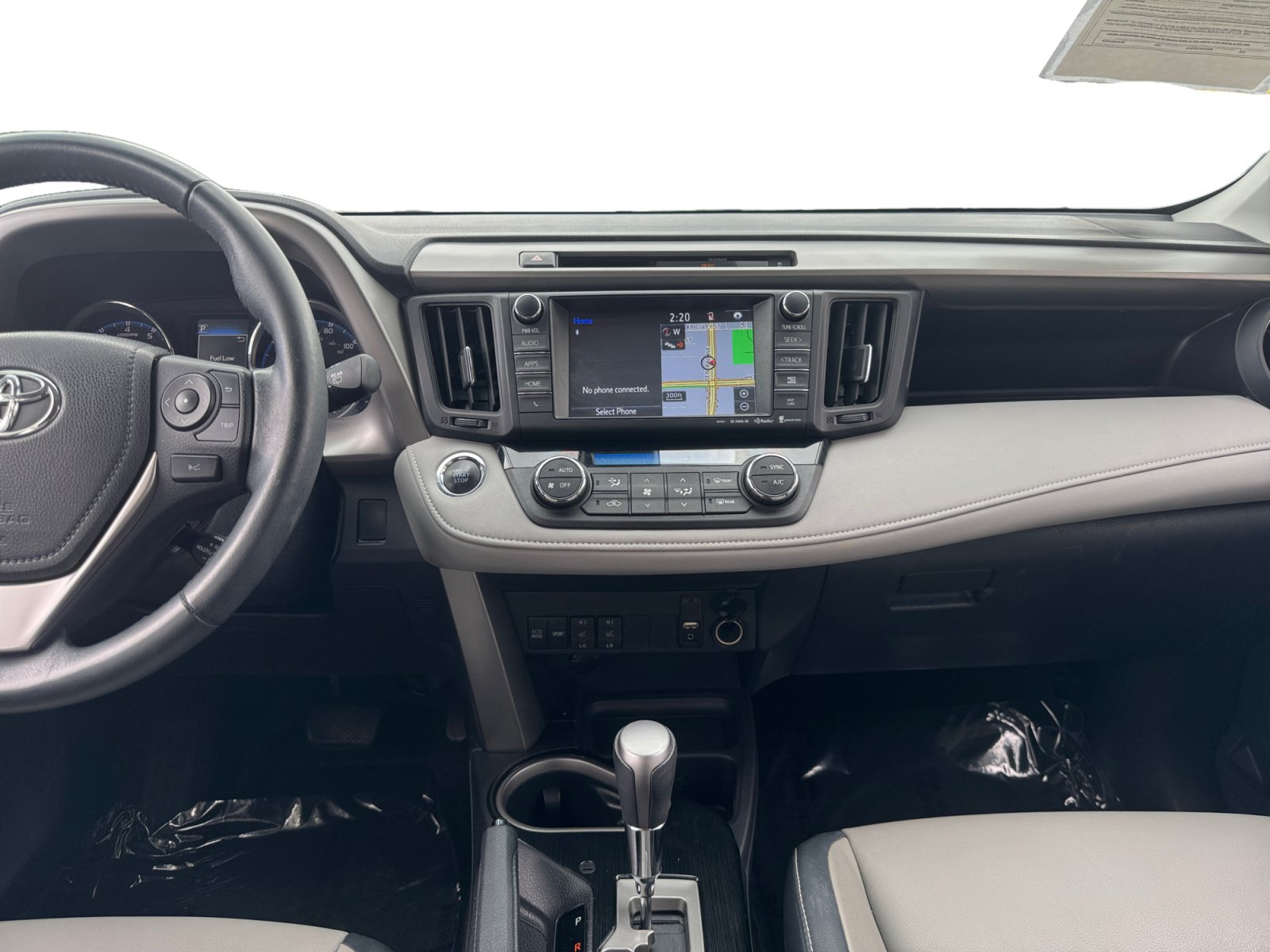 Used 2016 Toyota RAV4 Limited FWD image 11
