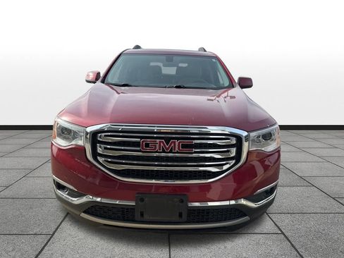 Used 2019 GMC Acadia SLT w/ LPO, Floor Liner Package image 2