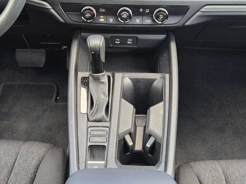 Used 2025 Honda Accord LX image 17