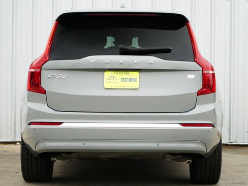 Used 2024 Volvo XC90 T8 Ultimate w/ Protection Package Premier image 11