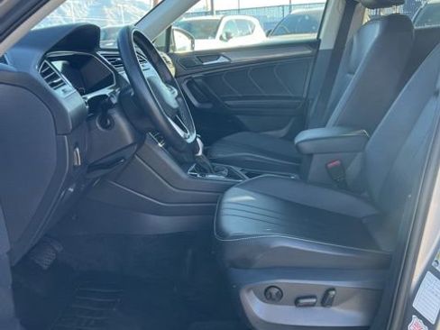 Used 2024 Volkswagen Tiguan Wolfsburg Edition image 20