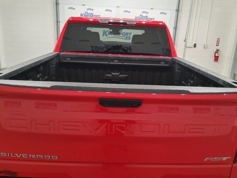 Used 2022 Chevrolet Silverado 1500 RST image 12