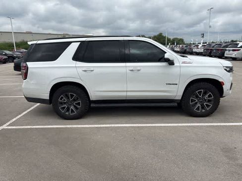 Used 2022 Chevrolet Tahoe Z71 w/ Z71 Off-Road Package AWD/4WD image 6