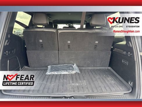 Used 2022 Jeep Wagoneer Series III w/ Rear Seat Video Group 1 AWD/4WD image 19