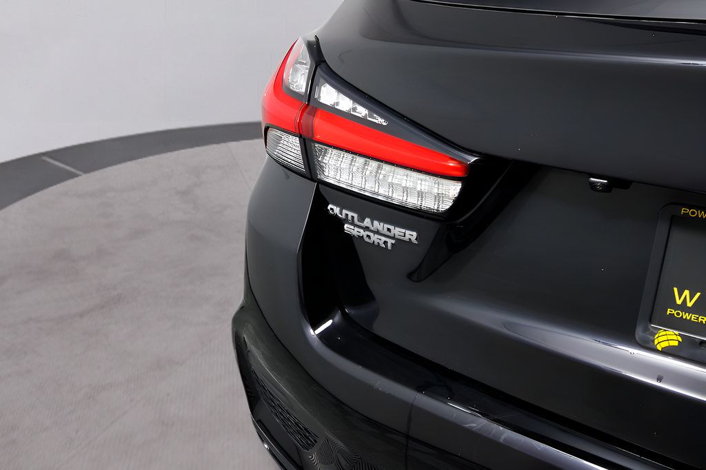 Used 2022 Mitsubishi Outlander Sport ES FWD image 11
