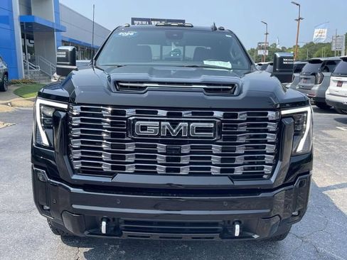 Certified 2026 GMC Sierra 2500 Denali Ultimate AWD/4WD image 7