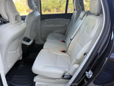 Used 2017 Volvo XC90 T5 Momentum w/ Vision Package image 17