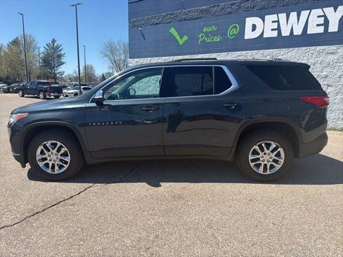 Used 2018 Chevrolet Traverse LT AWD/4WD image 2
