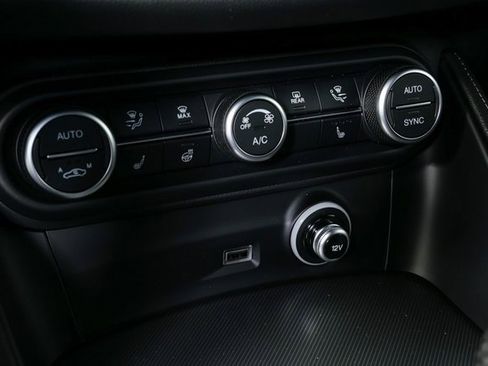 New 2025 Alfa Romeo Stelvio Sprint w/ Convenience Package image 14