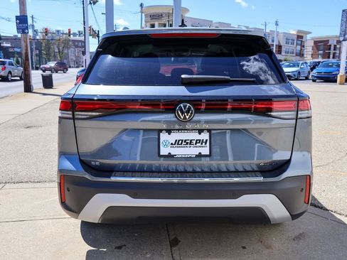 New 2026 Volkswagen Tiguan SE AWD/4WD image 4