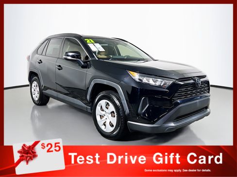 Used 2021 Toyota RAV4 LE FWD image 1