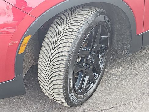 Certified 2020 Chevrolet Blazer LT w/ Sound & Technology Package image 38