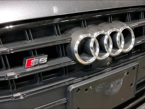 Used 2018 Audi S6 Prestige w/ Prestige Package AWD/4WD image 30